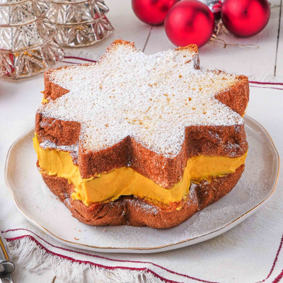 Pandoro con crema gialla